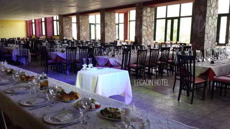 Hotel Lecadin Karpenísion Exterior foto